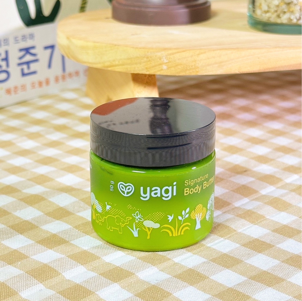 Signature Body Butter imgfdn-054a0556-143e-4d17-979e-9fdaafda29f1