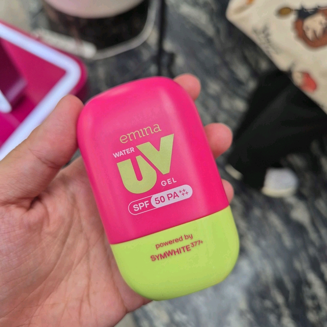 Emina UV Gel Sunscreen SPF 50 PA++++ - Water imgfdn-57b56ff4-a78a-46a6-aa7b-a4fcbaf50bfb