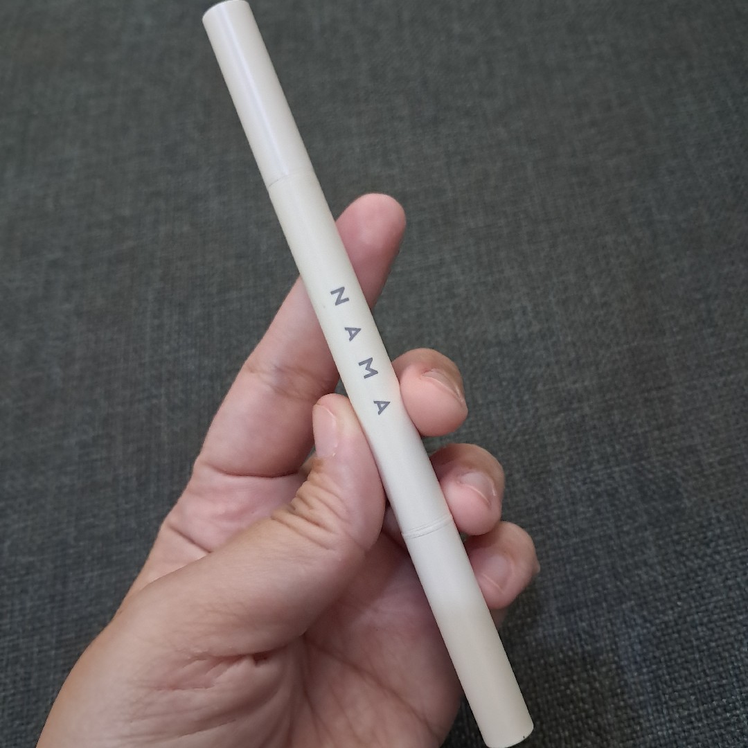 Perfect Line Waterproof Duo-Tip Eyeliner Pen - Black imgfdn-a236ca20-40e7-4c92-844f-e8014b9426e8