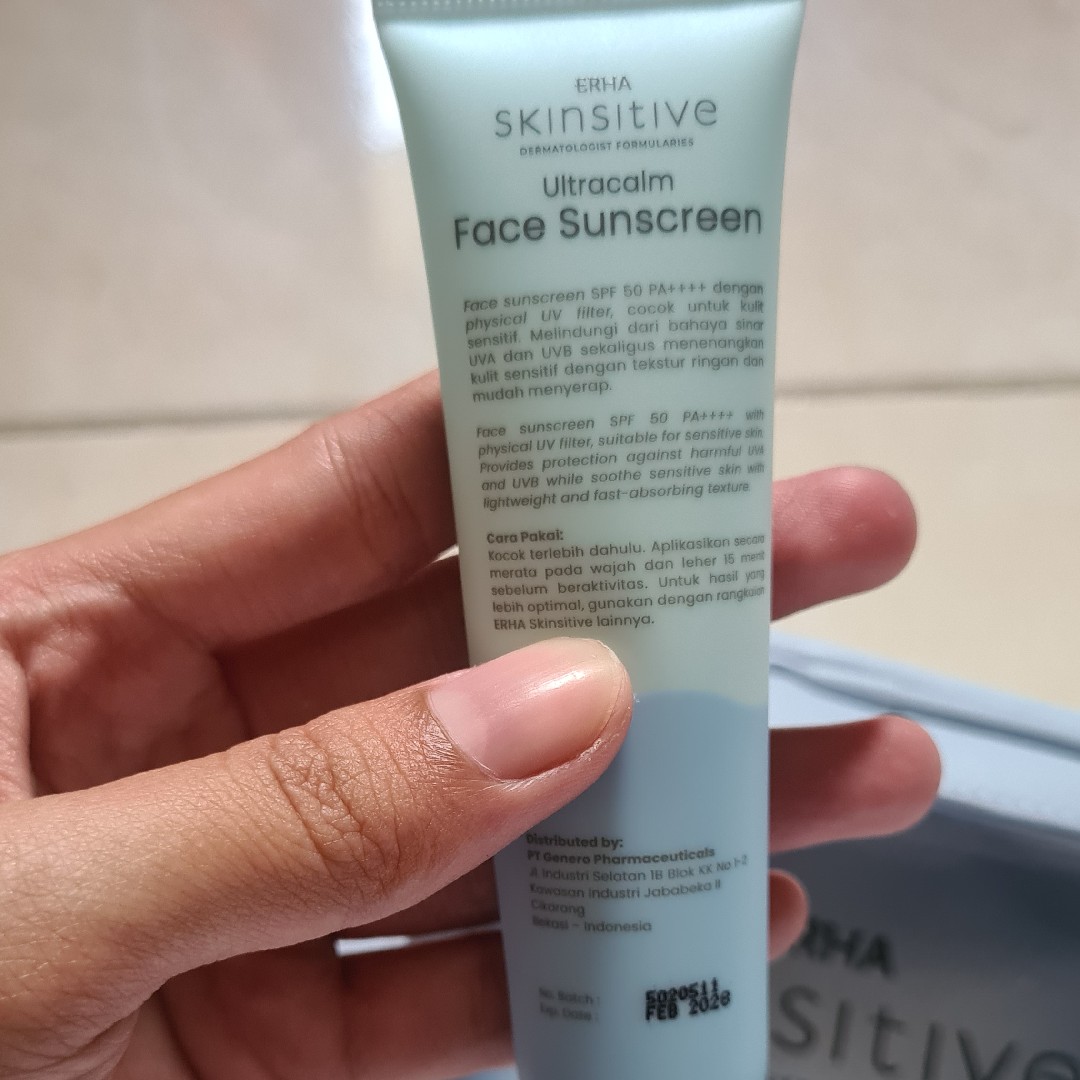 Ultracalm Face Sunscreen SPF 50 PA++++ imgfdn-62ae903d-5d92-49e3-8c65-07f9133a178b