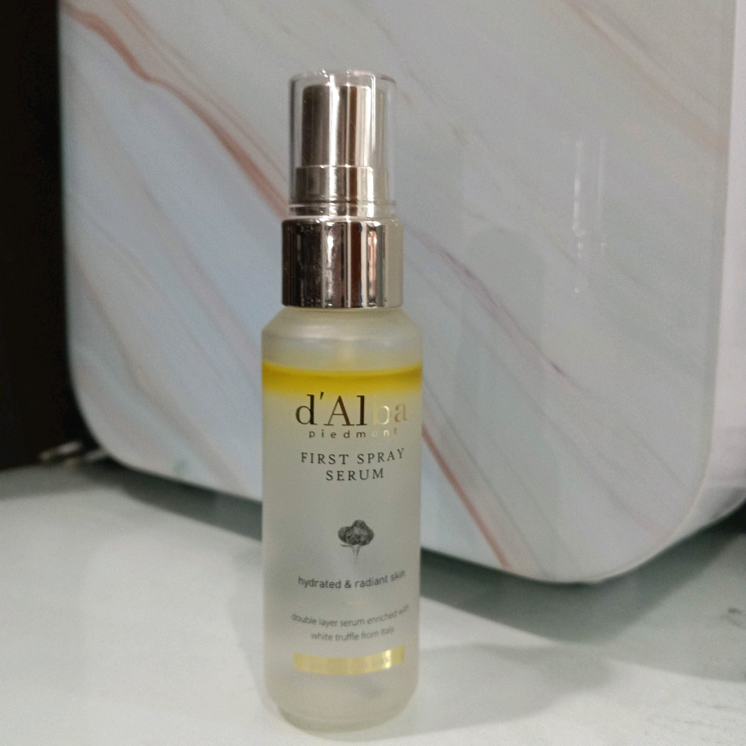 White Truffle First Spray Serum imgfdn-2bf4b260-4a8d-4be5-b265-4c026b25c325