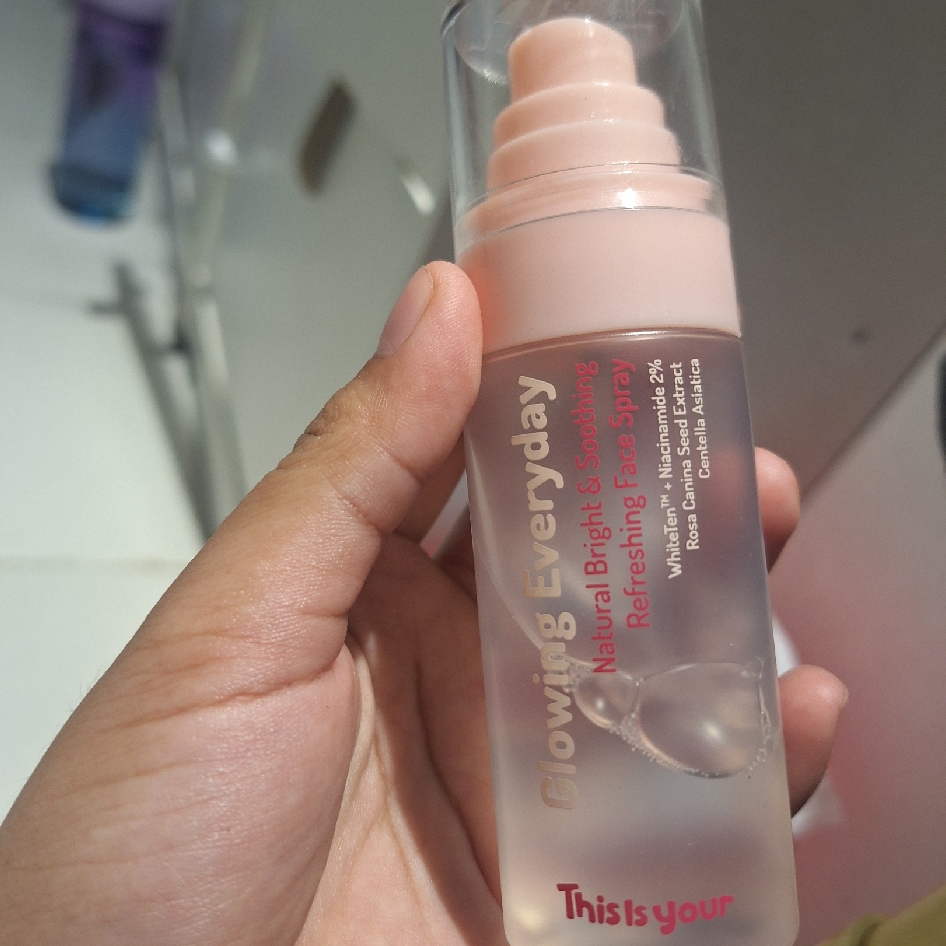 Face Spray Glowing Everyday imgfdn-362b9cc1-c2f8-4702-8457-9c5533437da0