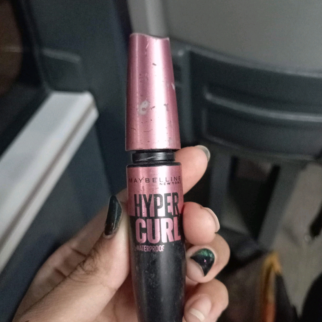 Hyper Curl Volum' Express Mascara imgfdn-554eb69e-7e73-4639-bbd1-90545ea5097b