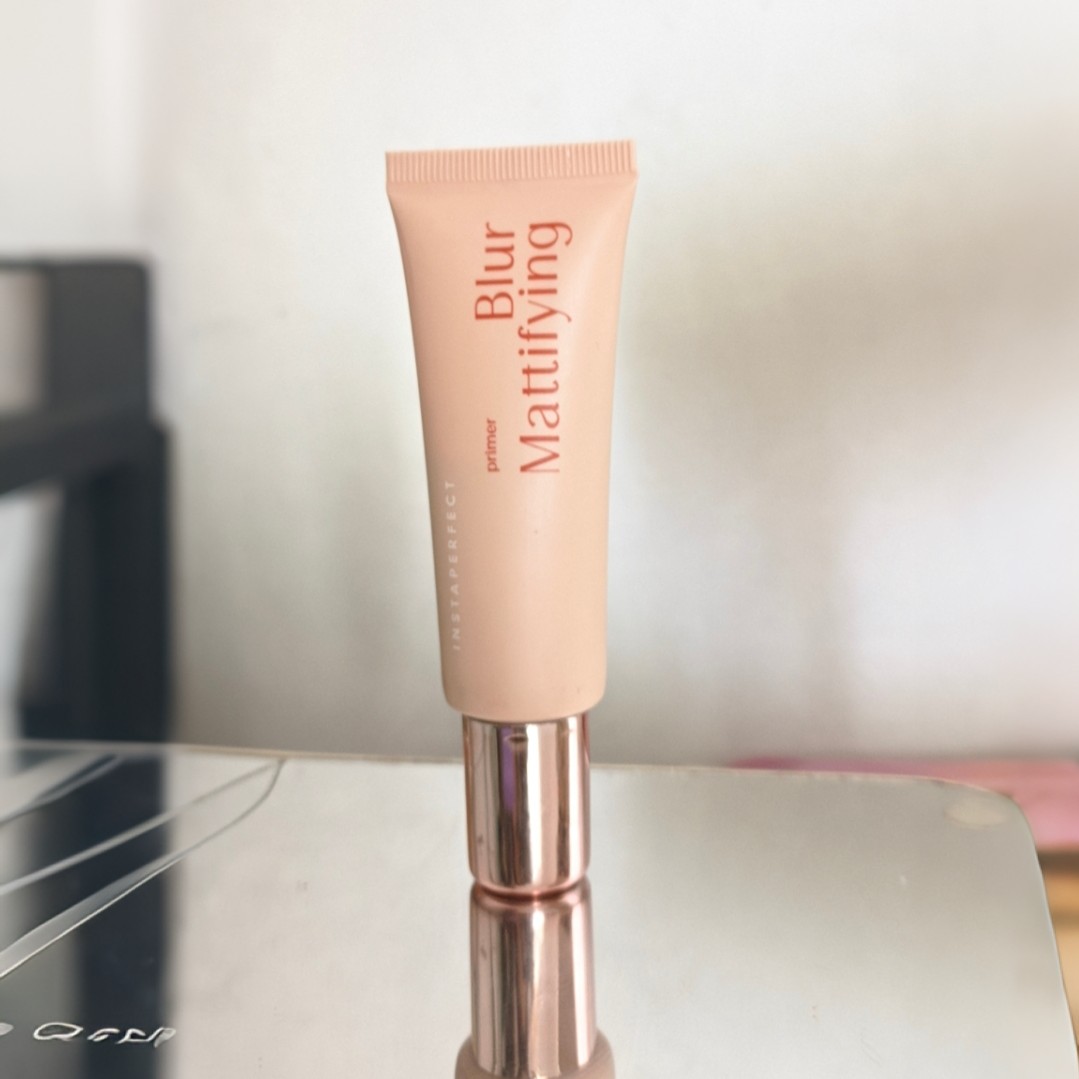 Blur Mattifying Primer imgfdn-500d1572-75ec-49ad-9031-49822014f899
