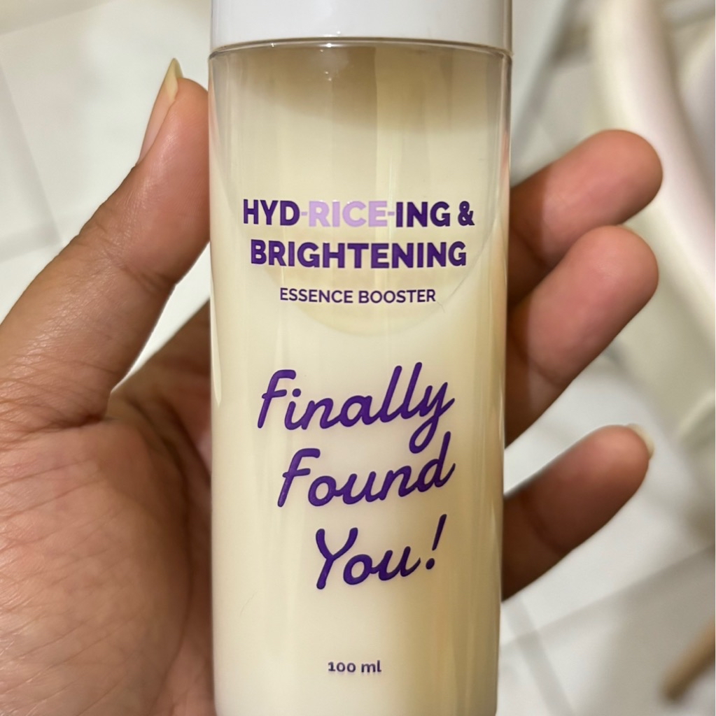 Hyd-rice-ing & Brightening Essence Booster imgfdn-2d8a010d-1911-4409-a2a9-6965502e16fb