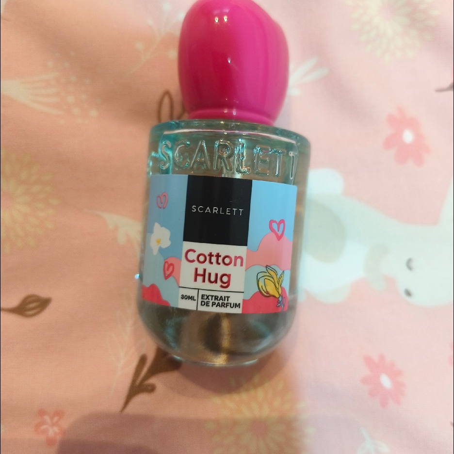 Cotton Hug Extrait De Parfum imgfdn-451c660e-db56-4e59-a9f6-091fd58e2710
