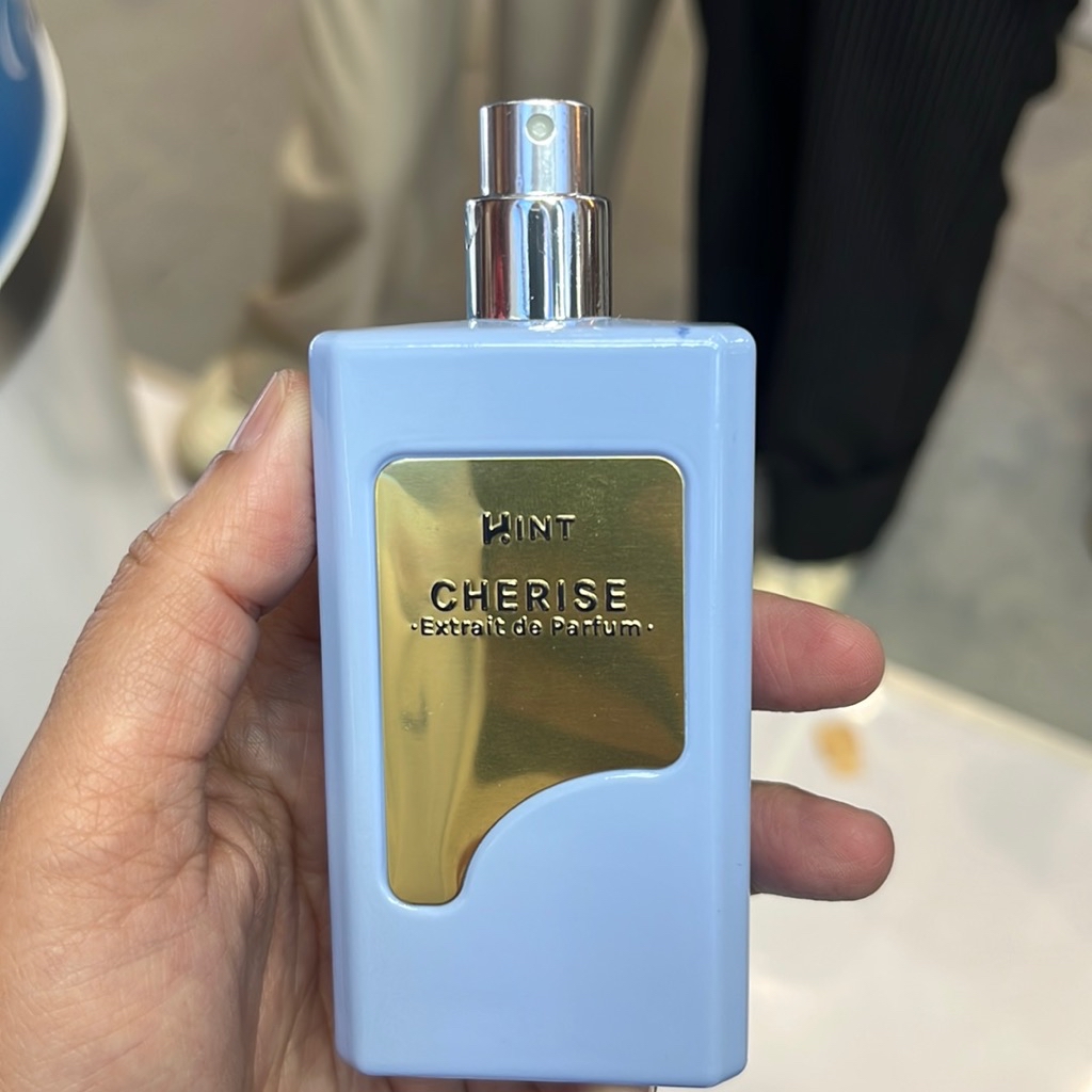 Cherise Extrait De Parfum imgfdn-d06c1c84-f0ab-468d-b210-e168258f754e