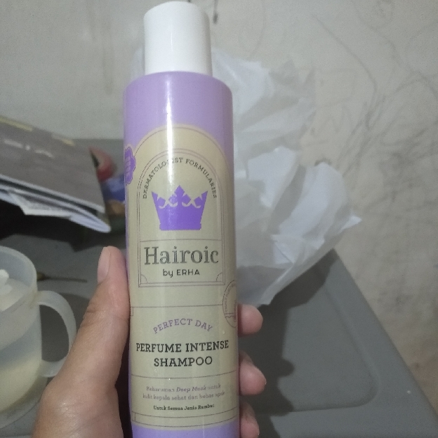 Hairoic Perfume Intense Shampoo Perfect Day imgfdn-2457b7a8-493c-4e94-bfbc-d45324a96f67