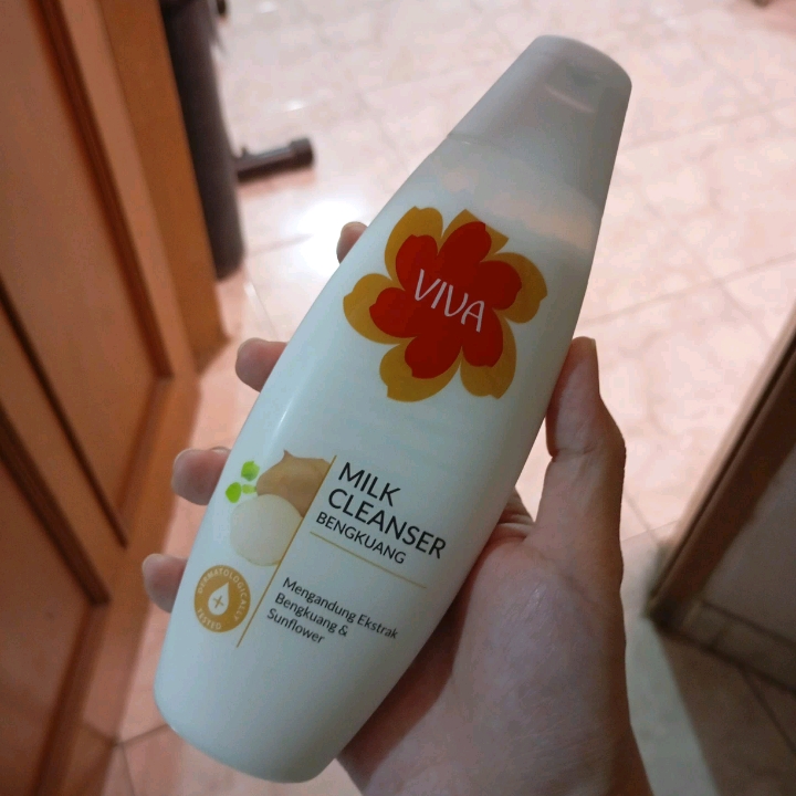 Milk Cleanser - Bengkuang imgfdn-567b2d28-ade7-42d5-88b2-ace67eb4d123
