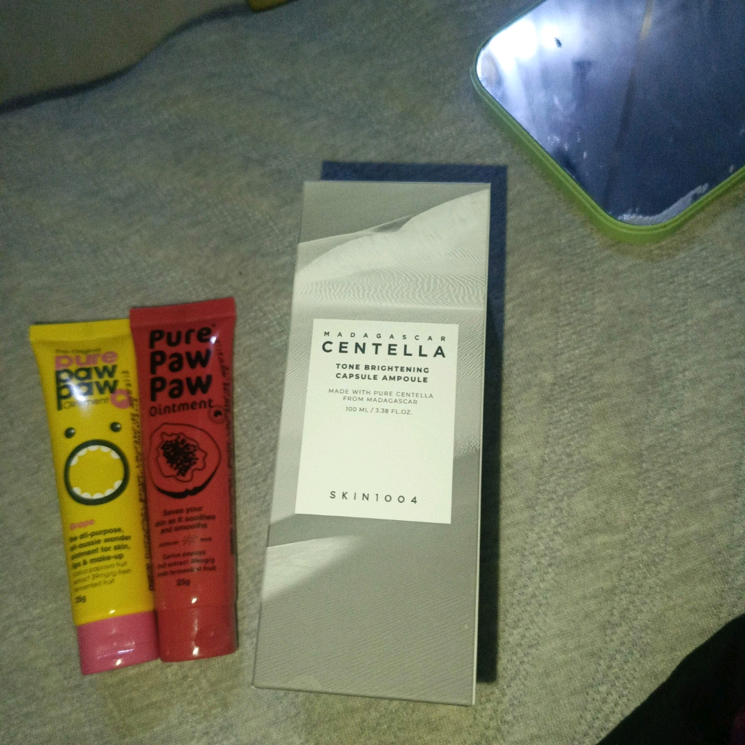 Centella Asiatica Tone Brightening Capsule Ampoule imgfdn-525073cd-4955-45ef-8053-932598097712