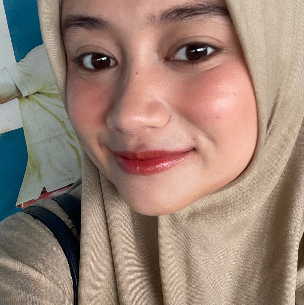 Colorfit Fresh Matte Lip Ink - 06 Hyped Up imgfdn-441cb143-95c2-40d9-abbf-4a9273c6468e