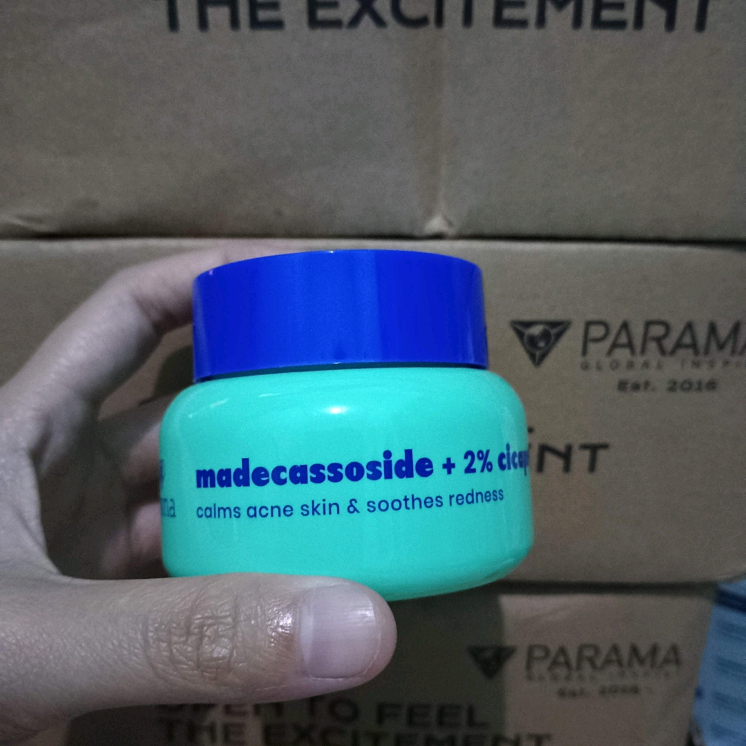 Water Calming Gel Moisturizer imgfdn-4fc5b898-89fd-47e0-ad64-6593df4eb8cc