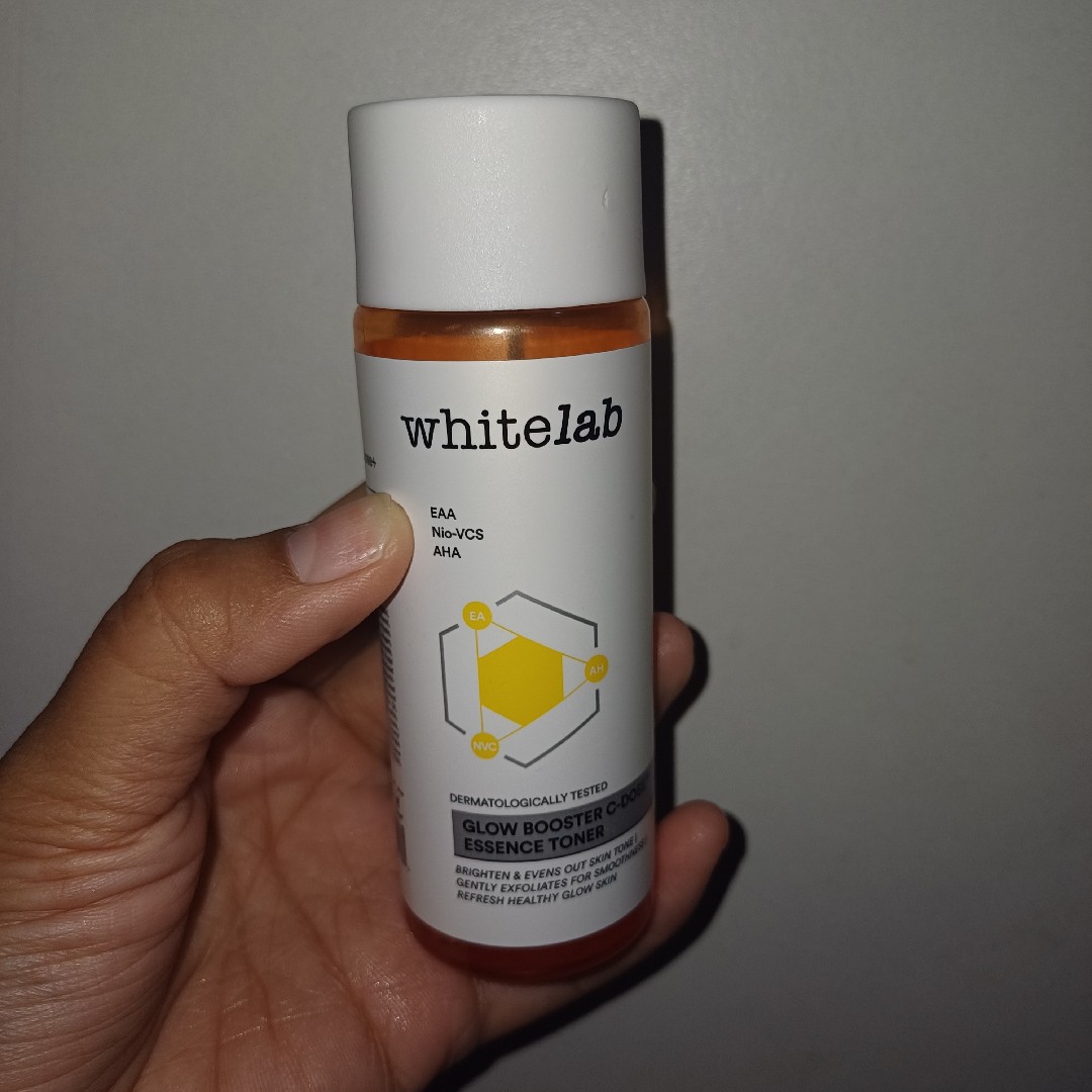 Glow Booster C-Dose+ Essence Toner imgfdn-b78a79ec-8732-4c71-ba0d-c40997b918ad
