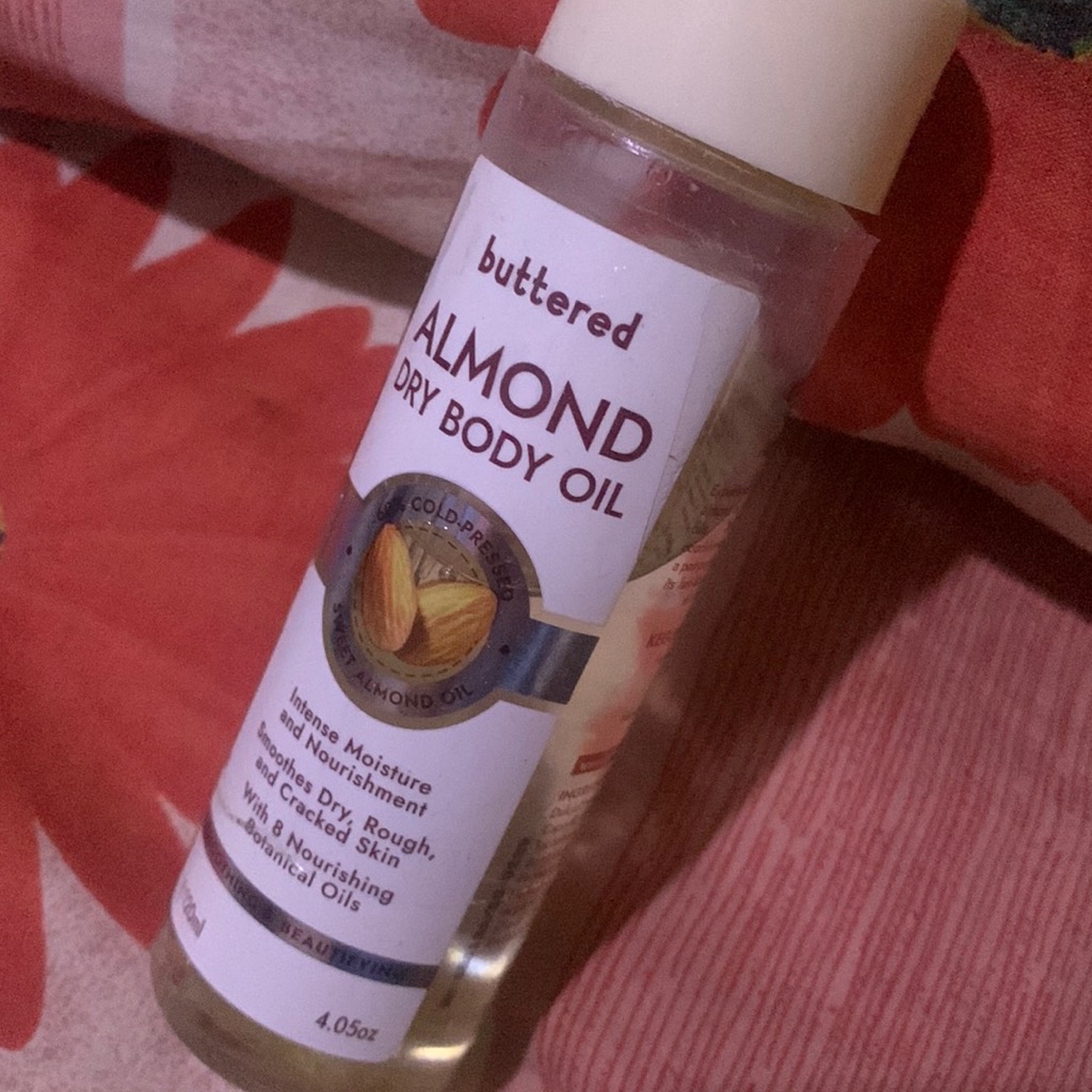 Almond Dry Body Oil imgfdn-2e7e09b0-6cd1-4a0b-9751-0e89424b9202