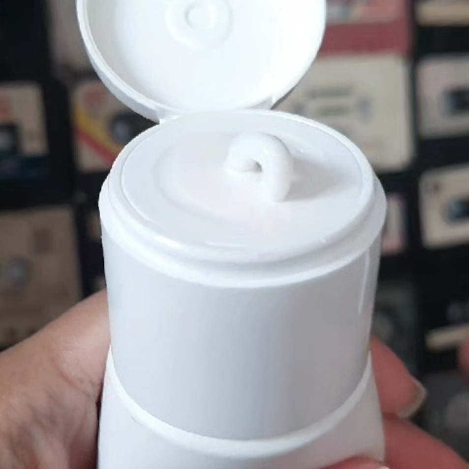 BiomeRepair™ Barrier Revive Cream imgfdn-93e20de3-ef7c-42c5-9041-3cbbfbd41a65