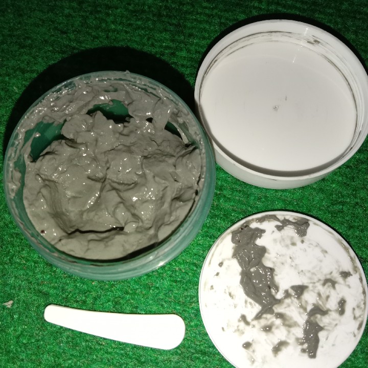 Herbalism Mugwort Mask imgfdn-3c0e3ea3-33a8-4a7f-bd99-98e7a714b7d5