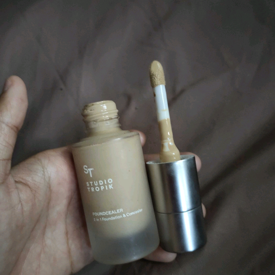 Foundcealer 2 in 1 Foundation & Concealer - N03 imgfdn-50da72af-76ee-4867-a69a-01a913c573a3