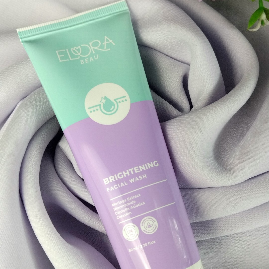 Brightening Facial Wash imgfdn-f5633980-3b1a-4958-af9e-432a4e0d9c60