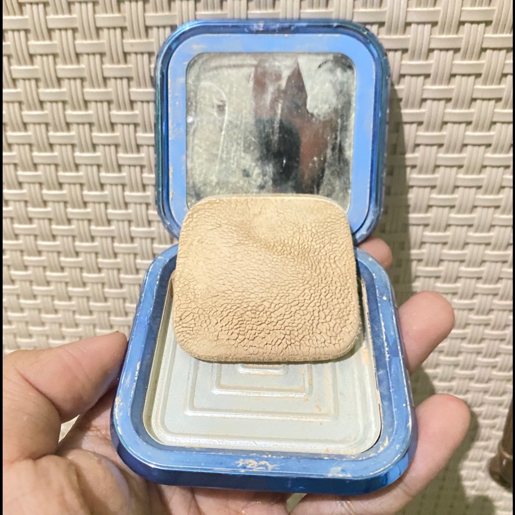 Ultra Cover Powder Foundation - 01 Vanilla imgfdn-f00979f1-fa45-4e80-bcaf-ca598df63e70