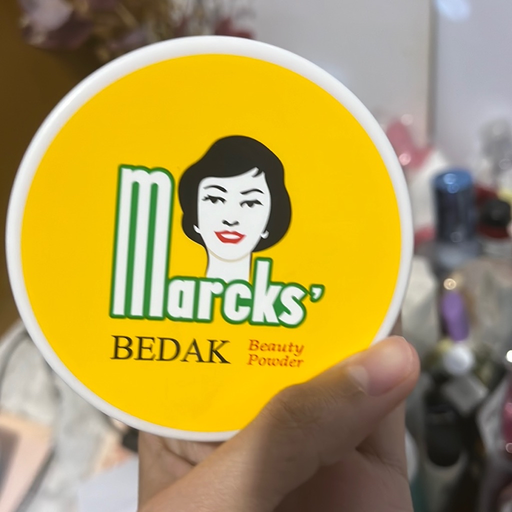 Bedak Beauty Powder - Creme imgfdn-209b5a21-6f89-4c82-b55e-3266f0e4ea2e