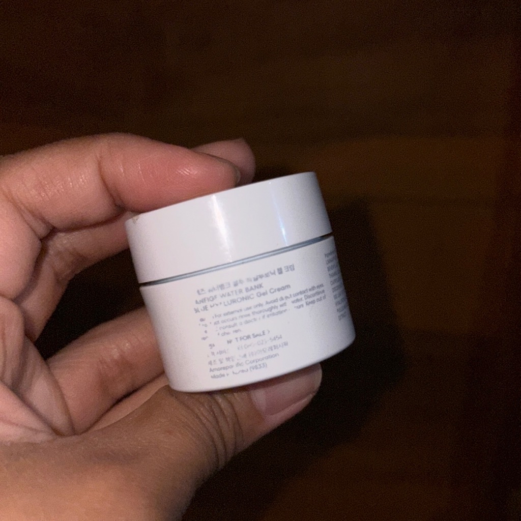 Water Bank Blue Hyaluronic Gel Cream imgfdn-47efce7b-d89b-461f-88eb-37525604d926
