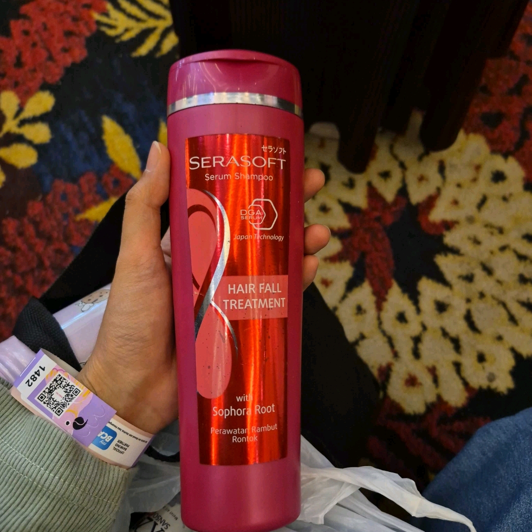 Serum Shampoo Hijab 3 in 1 imgfdn-f5c62904-ed11-4982-bf1e-5a442fc2fb7f