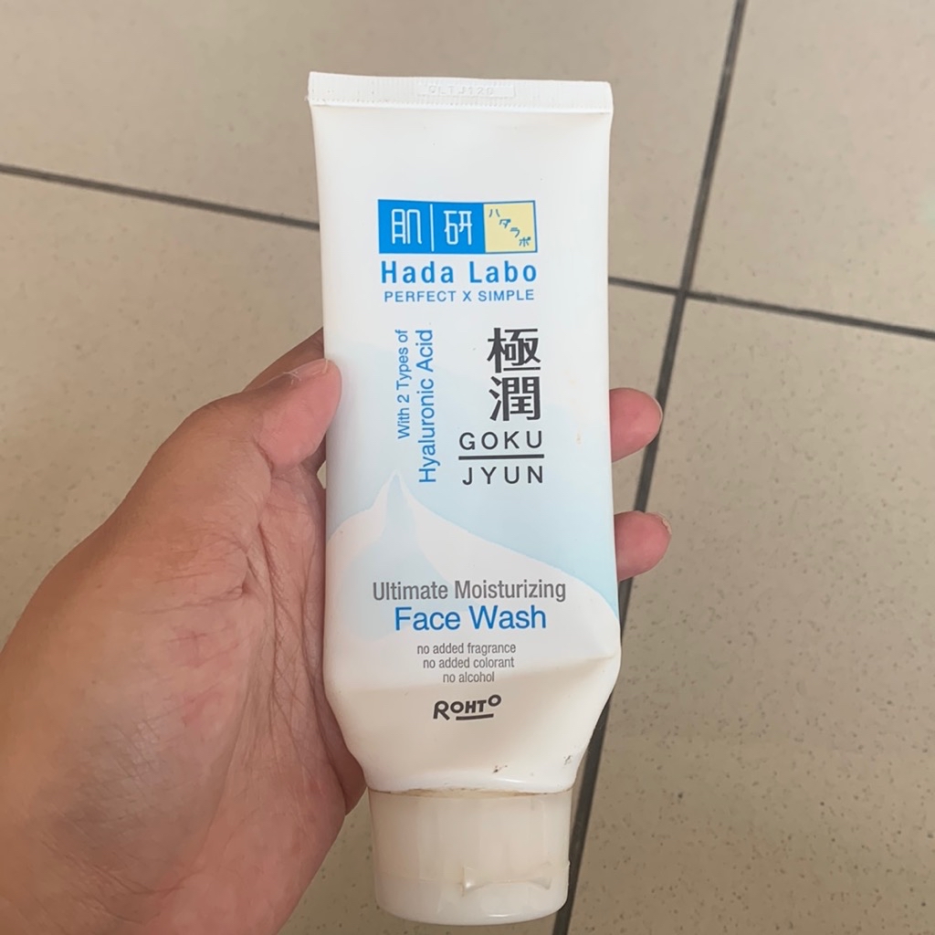 Gokujyun Ultimate Moisturizing Face Wash imgfdn-0c0123e1-4525-4706-a968-c2d72ae3ab0f