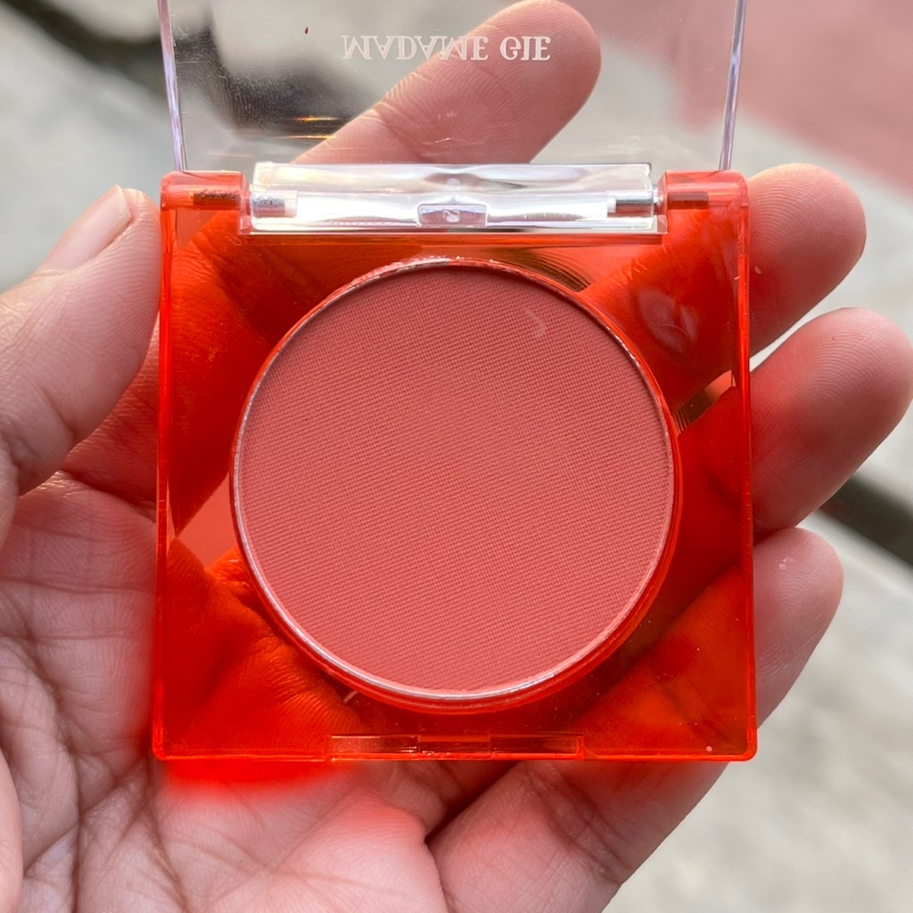 Blushed - 02 Stardust imgfdn-6d1db125-0985-4024-b707-6fd11e2e924d