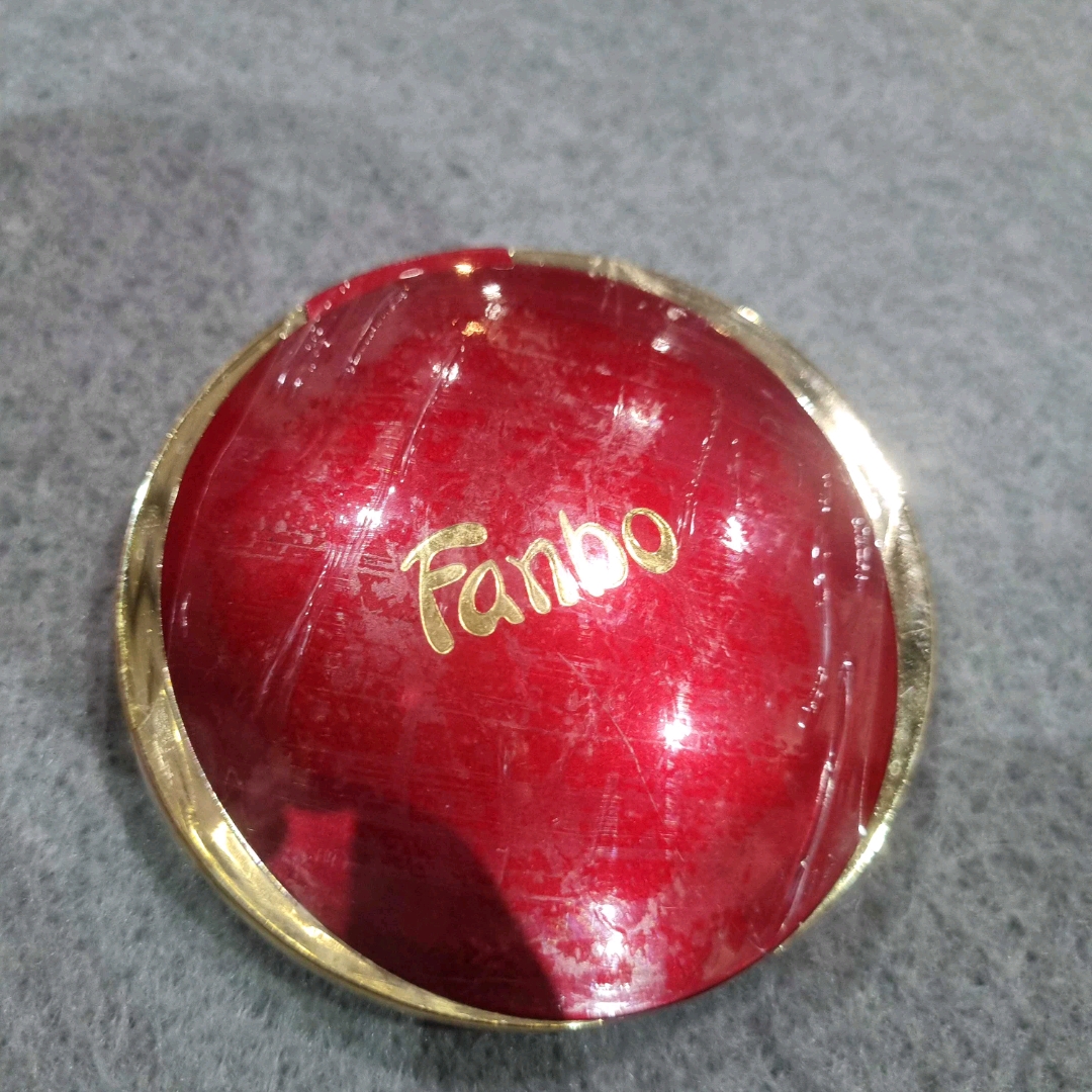 Fantastic Compact Powder - 02 Natural imgfdn-21420311-9cce-4688-b35a-1922dbf7d8fd