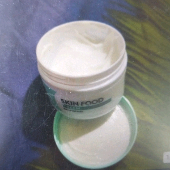 Skin Food Cream imgfdn-acf57081-84a9-44e0-ba13-4a0d16692e14