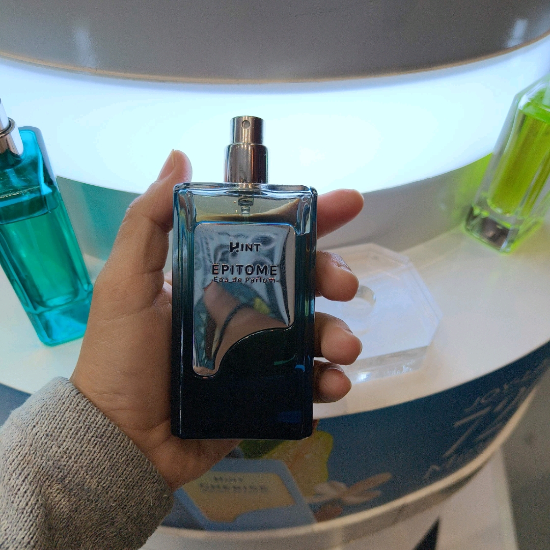 Cherise Extrait De Parfum imgfdn-d42dac1e-42ee-4412-902c-b1721fda630c