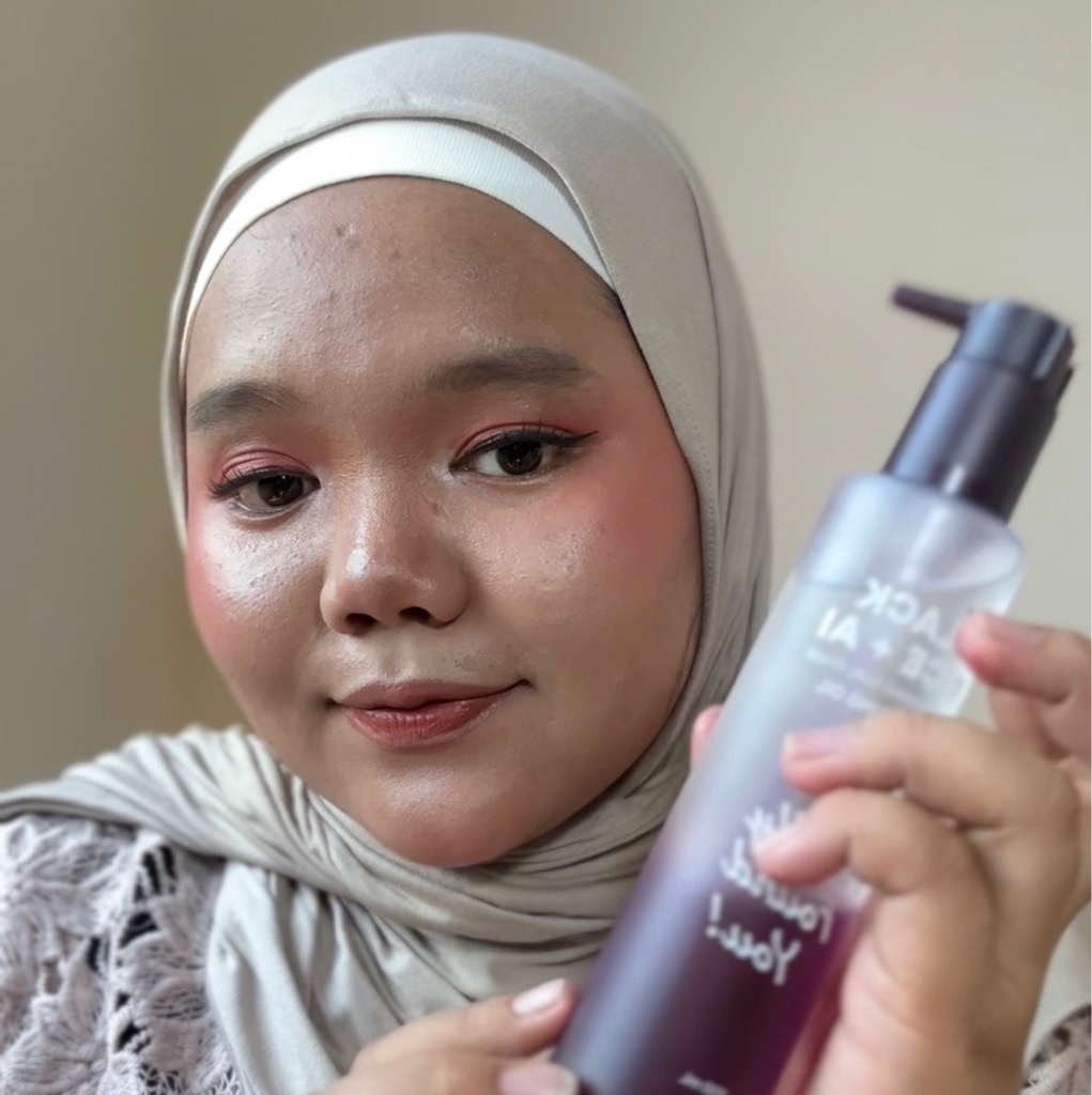 Black Rice + AI Pore-Refining Dual-Phase Cleansing Oil imgfdn-d5b8e7a4-dbde-43dd-a892-cdf9eff10209