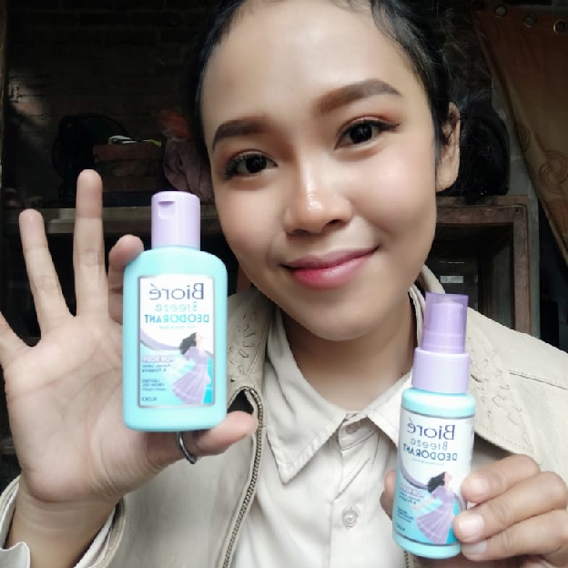 Breeze Deodorant Gel - Minty Fruity imgfdn-5d73ab57-1fdf-463e-ade8-3227af5feeba