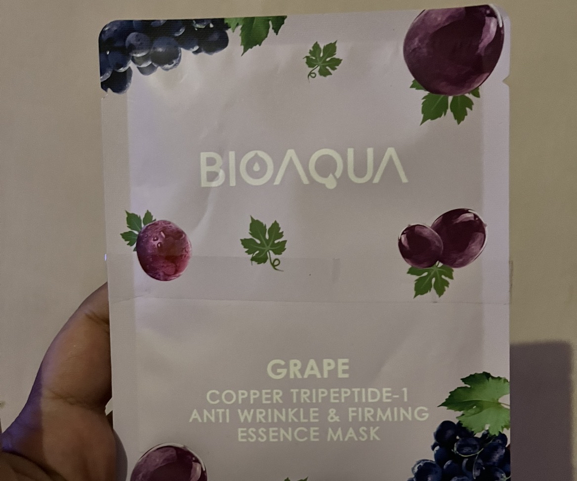 Essence Mask - Grape imgfdn-40be3170-354f-4136-b2a9-74f1e92a581c