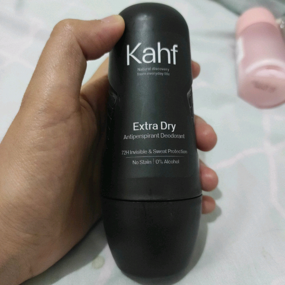 Antiperspirant Deodorant Roll On - Extra Dry imgfdn-0407ac37-7b1c-49eb-ac0a-547467b80453