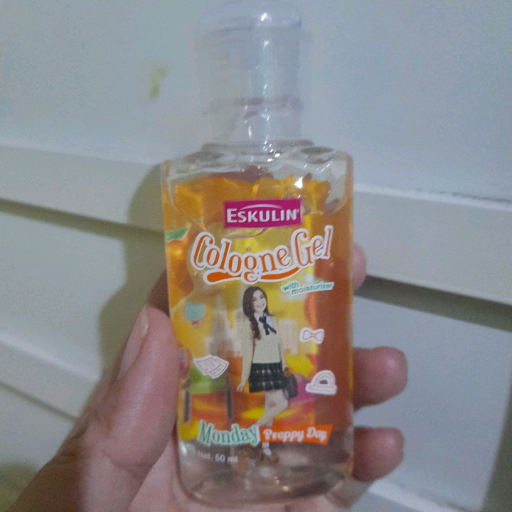 Cologne Gel with Moisturizer - Preppy Day imgfdn-eae10449-83fb-4fc9-9c8f-77fff07c188f