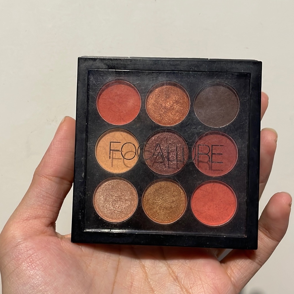 9 Colors Eyeshadow - #05 imgfdn-66ced546-5e0a-417a-ba40-460d77915266