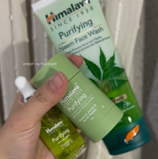 Purifying Neem Clay Stick Mask imgfdn-e6aec5a2-4243-4a53-8407-08a7fe1e7e27