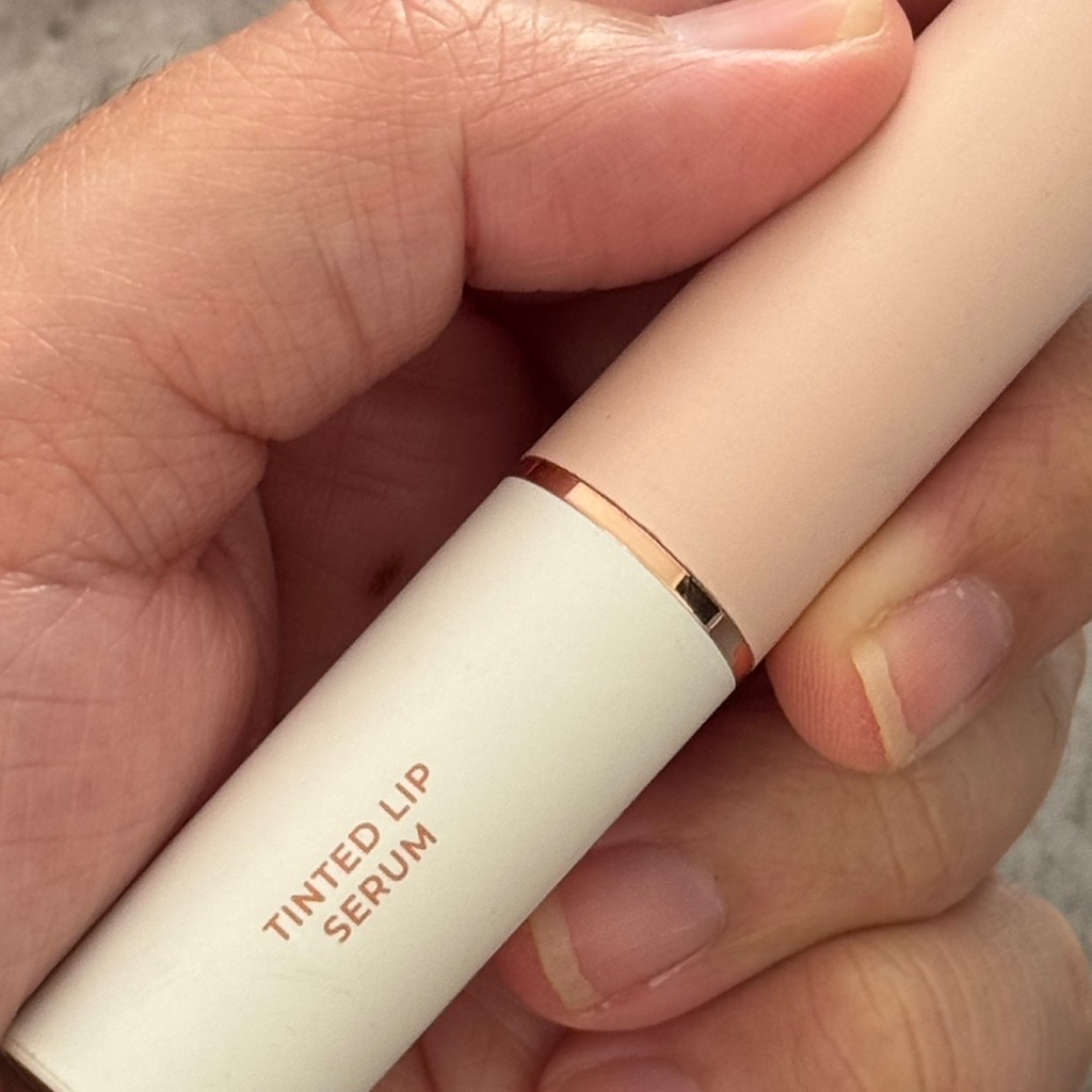 Tinted Lip Serum - Hope imgfdn-94f479c1-6b93-4e67-a2c6-c74fc600cf76