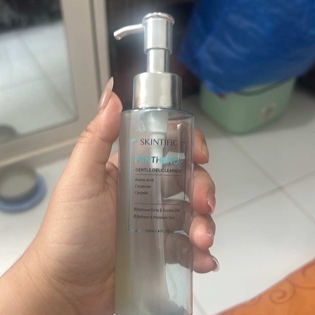 Panthenol Gentle Gel Cleanser imgfdn-20f44a77-1fc6-4939-8115-bc0d1e17ce6c