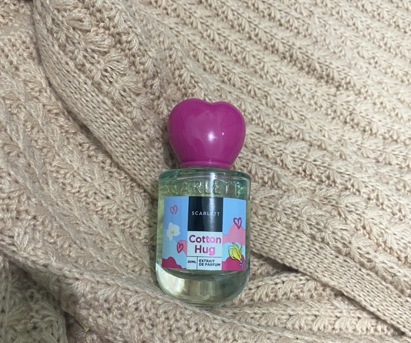 Cotton Hug Extrait De Parfum  imgfdn-7fb30f3b-c27b-40fb-b8d9-3cfa93b85e22