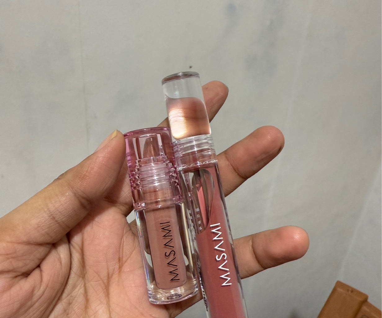 UV Lip Tint - Femme Fatale imgfdn-604ece16-ff7b-4c3b-8410-16e011e62b11