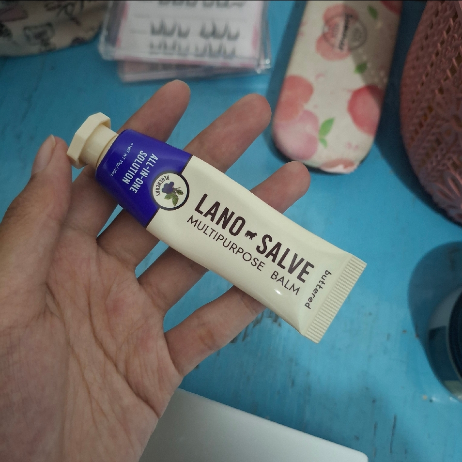 Lanosalve Multipurpose Balm - Blueberry imgfdn-18c849b3-c33b-4328-b512-b44925681a21