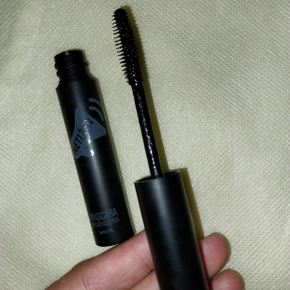 Netizen Mascara - Black imgfdn-e196692f-d569-4c38-af76-73915249a707