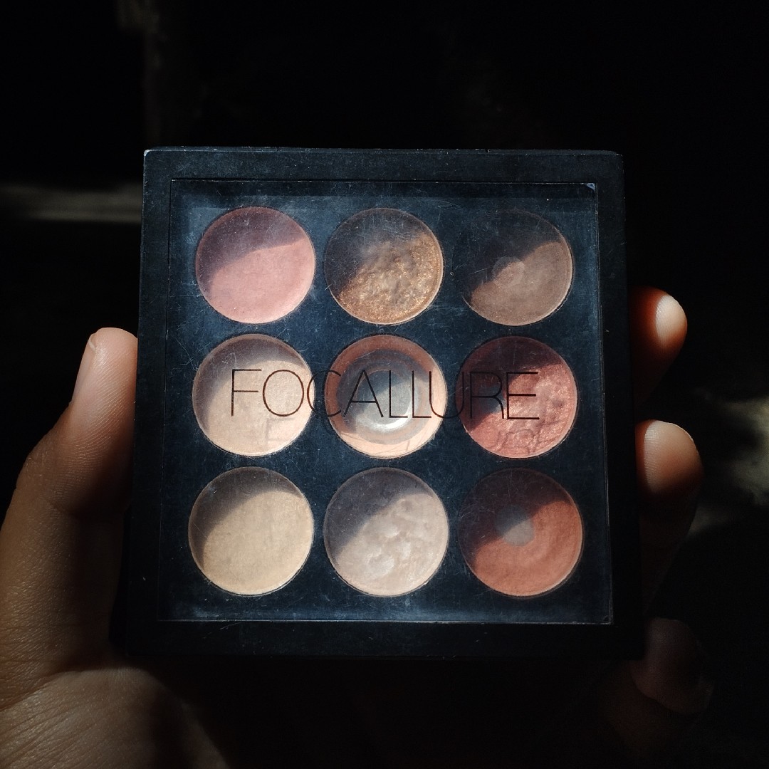 9 Colors Eyeshadow - #02 imgfdn-c33dfe92-0e1f-4d57-ad17-345aa25a6313