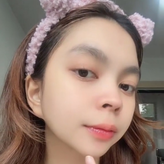 Purifying Neem Clay Stick Mask imgfdn-5cfdb911-2325-48dc-8d37-0c51eb364473