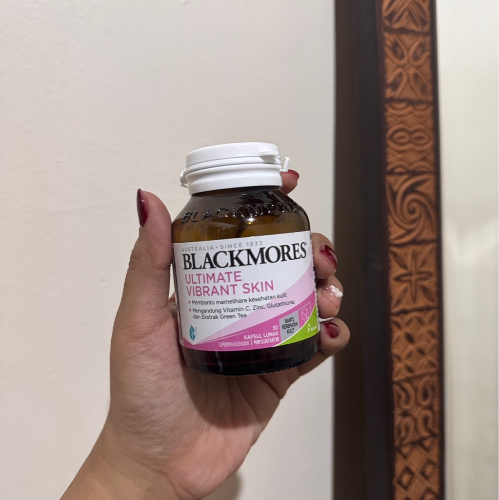 Ultimate Vibrant Skin imgfdn-d730dc1c-04c9-447f-ad7d-bed1f25593ea