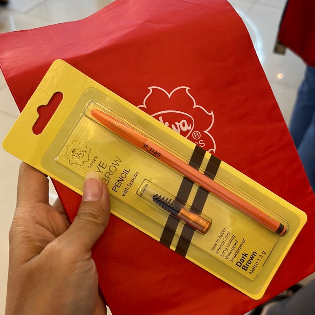 Eye Brow Pencil - Black imgfdn-69af9471-776f-41b0-ab61-2e342d254073