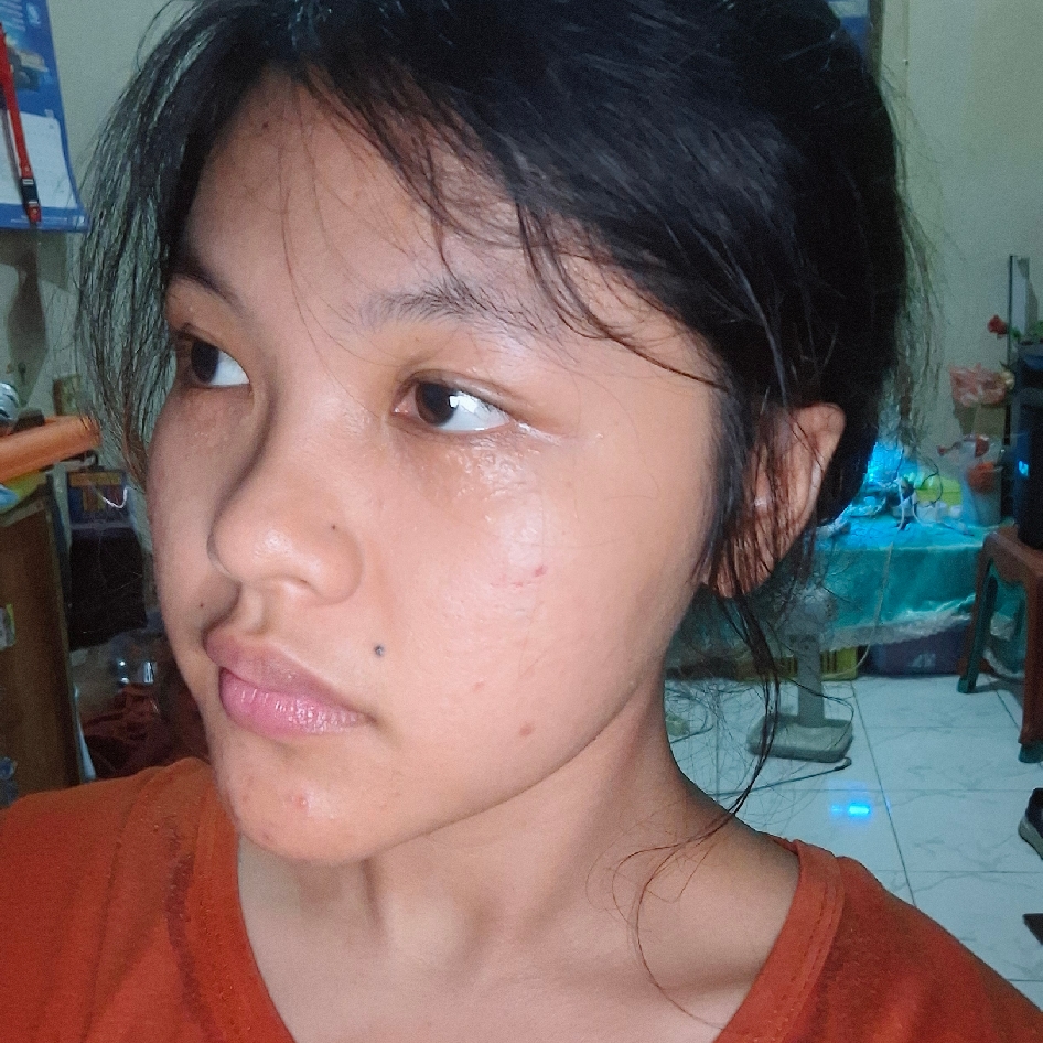 Lotion imgfdn-4d883773-a3ad-47bc-9c1e-cbc4b423ca52