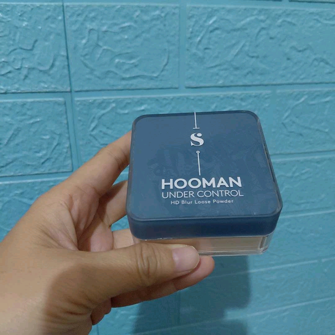 Hooman Under Control HD Blur Loose Powder - 08 Beige imgfdn-871f52b4-a408-4950-8f17-8f488ddc0a8b